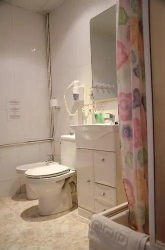 Hostal Aribau バルセロナ ゲストハウス