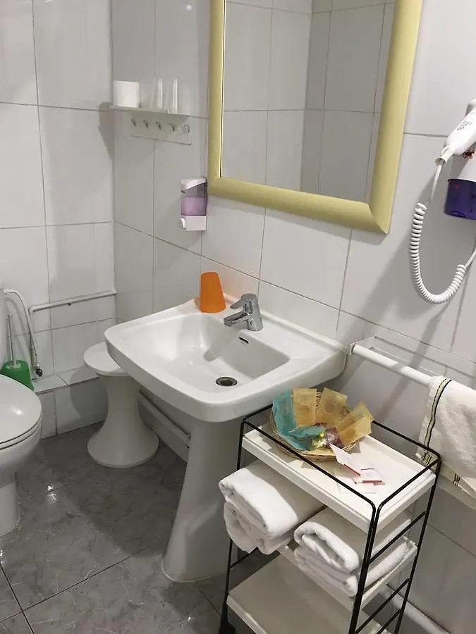 ゲストハウス Hostal Aribau バルセロナ